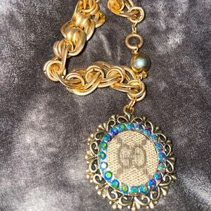 Magnetic closure GG charm bracelet